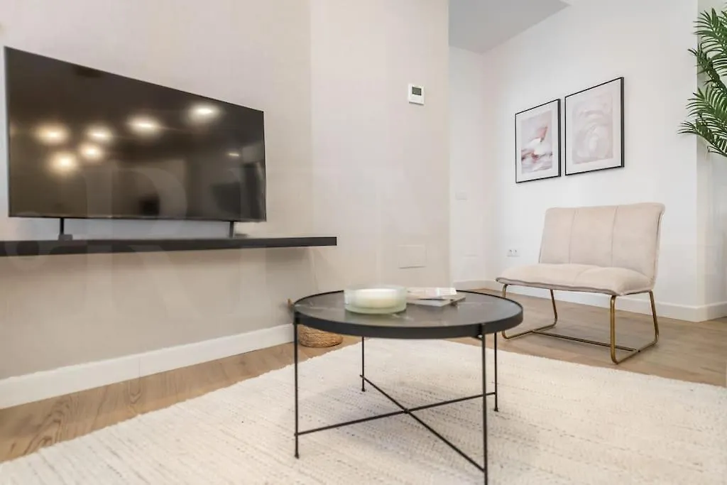 Enchanting And Bright Apartment Center By Rems Malaga 0*,  Spain