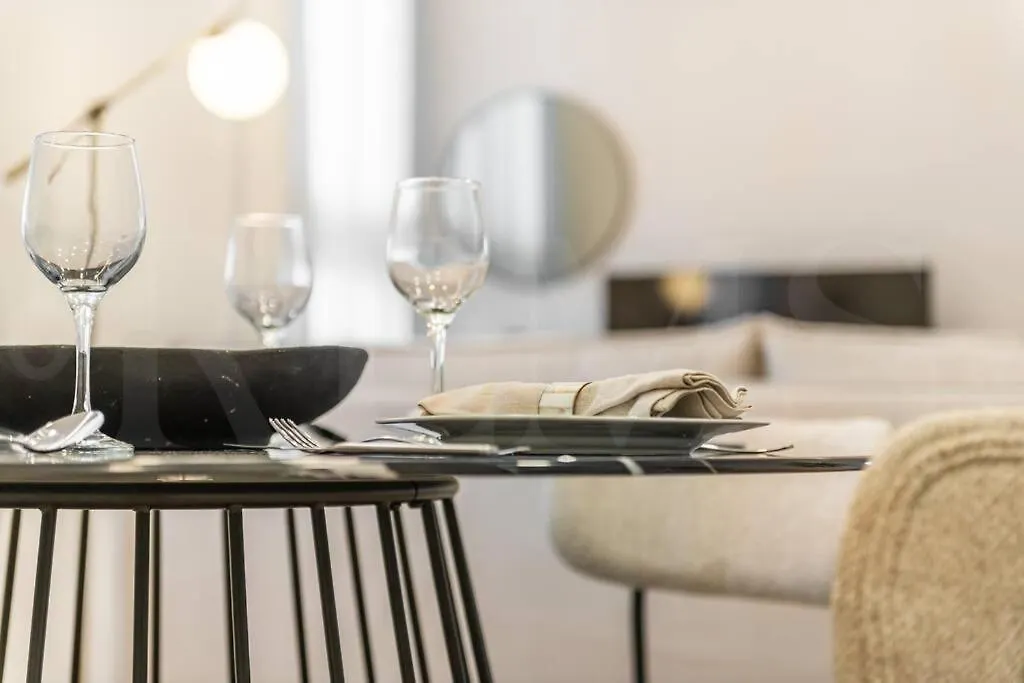 Enchanting And Bright Apartment Center By Rems Malaga